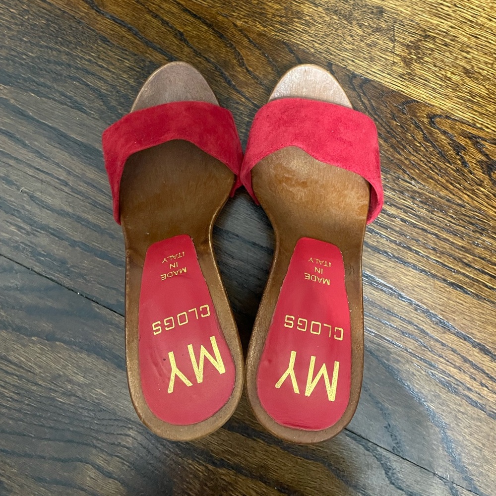 Red Clogs - Picture 2 of 5